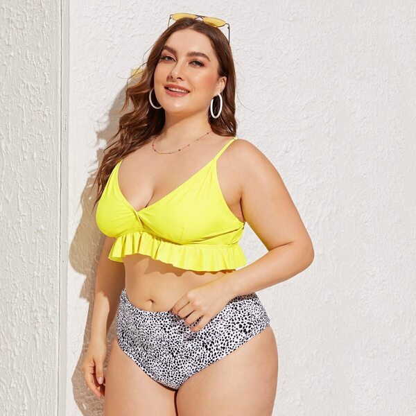 

Plus Neon Yellow Ruffle Top With Ruched Dalmatian Bikini, Yellow bright