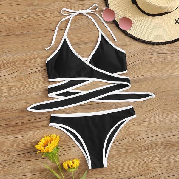 

Contrast Piping Wrap Top With Cheeky Bikini Set