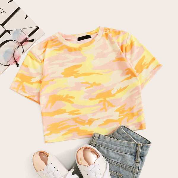 

Drop Shoulder Camo Crop Top