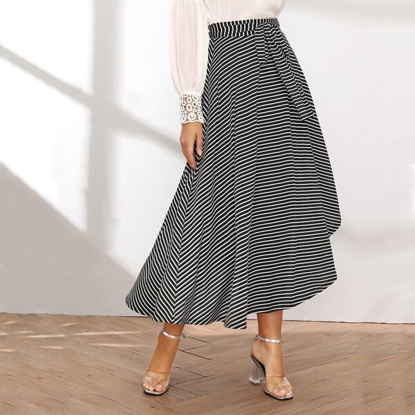 

Tie Front Asymmetrical Hem Striped Skirt