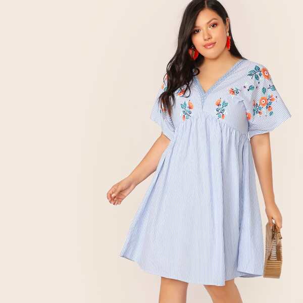 

Plus V-neck Empire Waist Striped & Floral Print Dress, Blue pastel