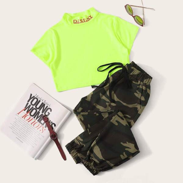 

Letter Graphic Crop Tee & Camo Print Sweatpants, Multicolor bright