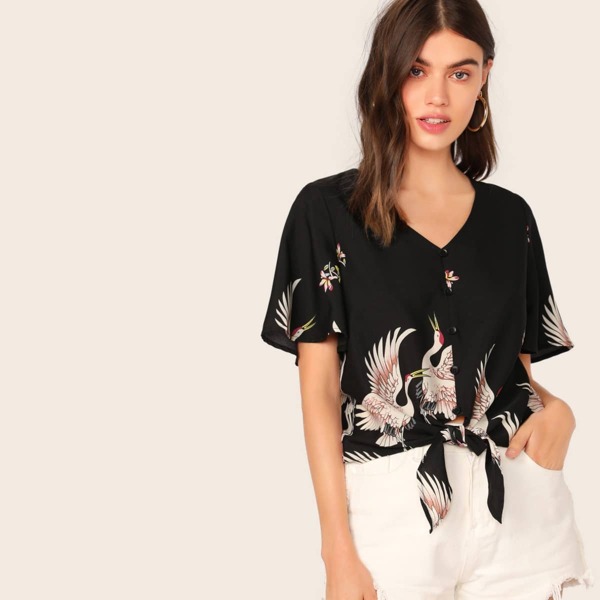 

Tie Front Buttoned Crane Print Blouse