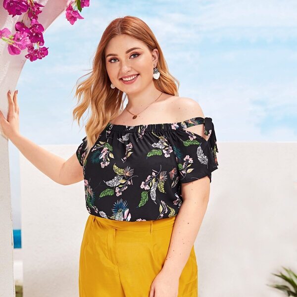 

Plus Floral Print Off Shoulder Top