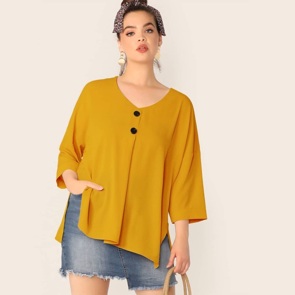 

Plus Button Front Slit Hem Top, Yellow