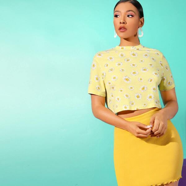 

Daisy Print Tee