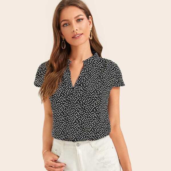 

Ditsy Floral Notch Neck Blouse, Black and white