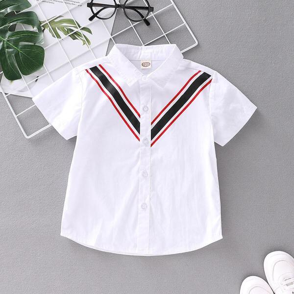 

Toddler Boys Chevron Print Curved Hem Shirt