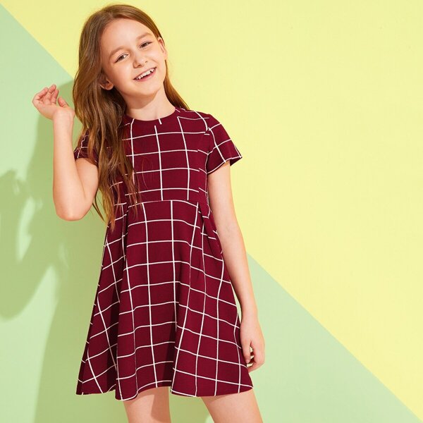 

Girls Grid Print Pleated Textured Dress