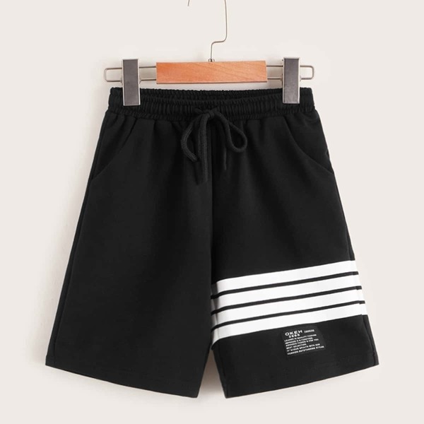

Boys Drawstring Waist Slogan Patched Striped Shorts