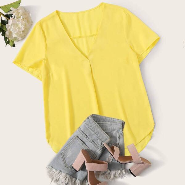 

Solid V Neck High Low Hem Top