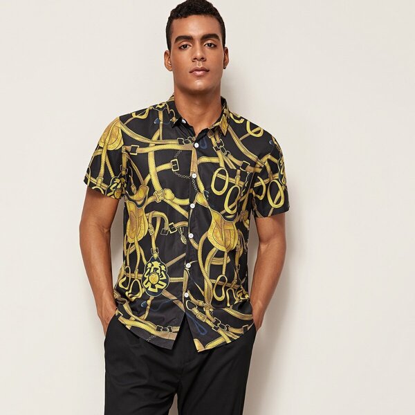

Men Chain Print Pocket Shirt