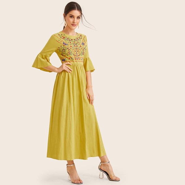 

Embroidery Front Ruffle Cuff Long Dress, Yellow