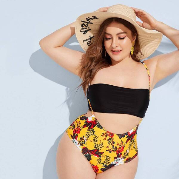

Plus Bandeau With Suspender Bikini Set, Multicolor