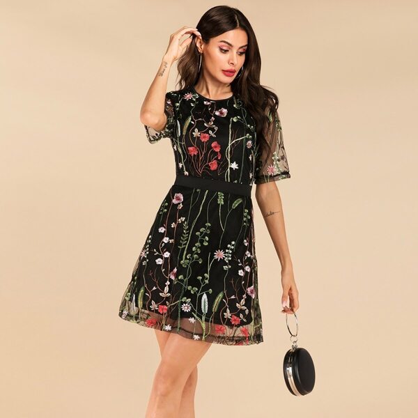 

Embroidery Mesh Elastic Waist Dress