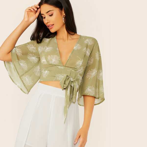 

Leaf Print Plunge Neck Knotted Hem Top