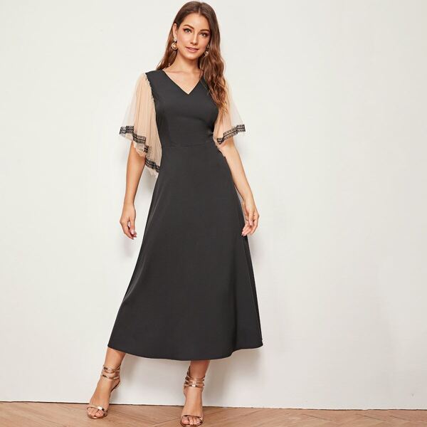 

Contrast Mesh Batwing Sleeve Dress