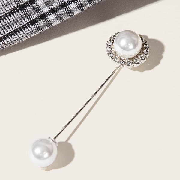 

Rhinestone Engraved Faux Pearl Brooches 1pc, Silver