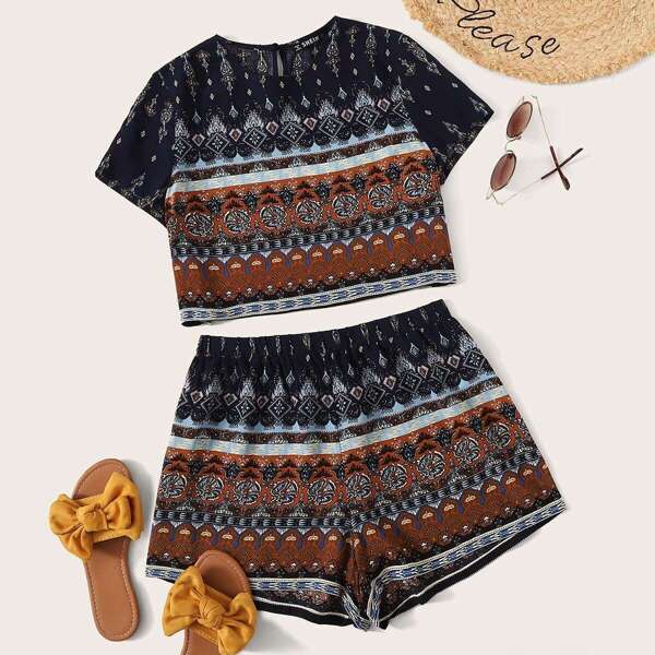

Mock-neck Tribal Print Crop Top and Shorts Set, Multicolor