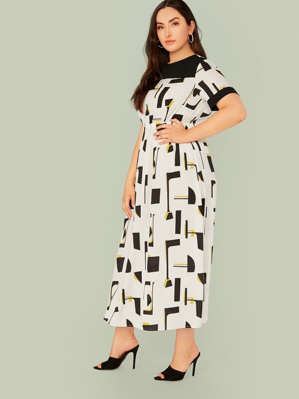

Plus Keyhole Back Geo Print Dress, Multicolor, Yumi