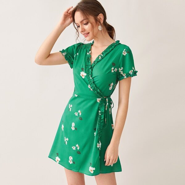 

Floral Print Lettuce Frill Side Tie Dress