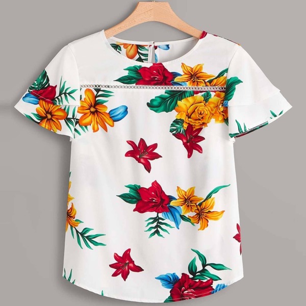 

Plus Floral Print Button Keyhole Blouse