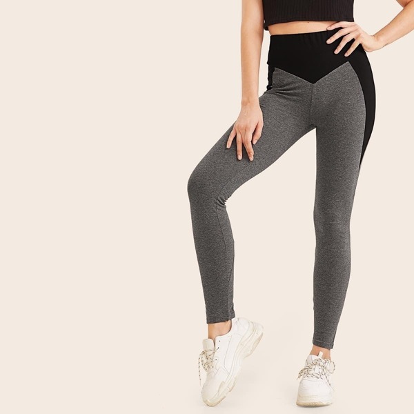 

Cut And Sew Skinny Leggings