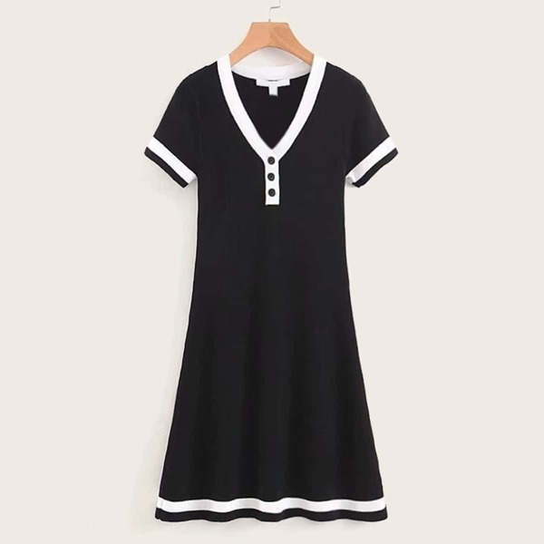 

Contrast Panel V-neck Ribbed Dress