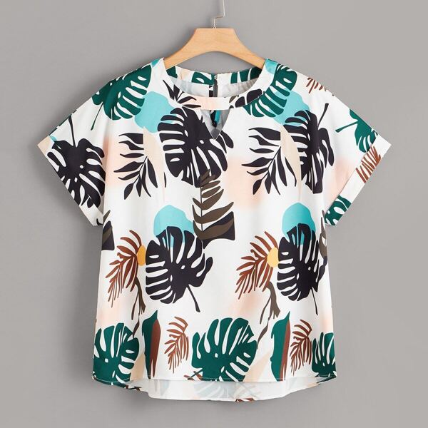 

Plus Topical Print Dip Hem Blouse