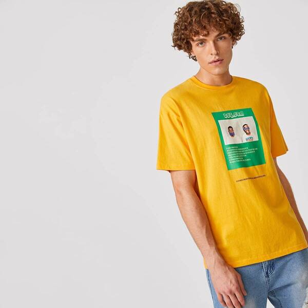 

Men Letter And Figure Print Tee