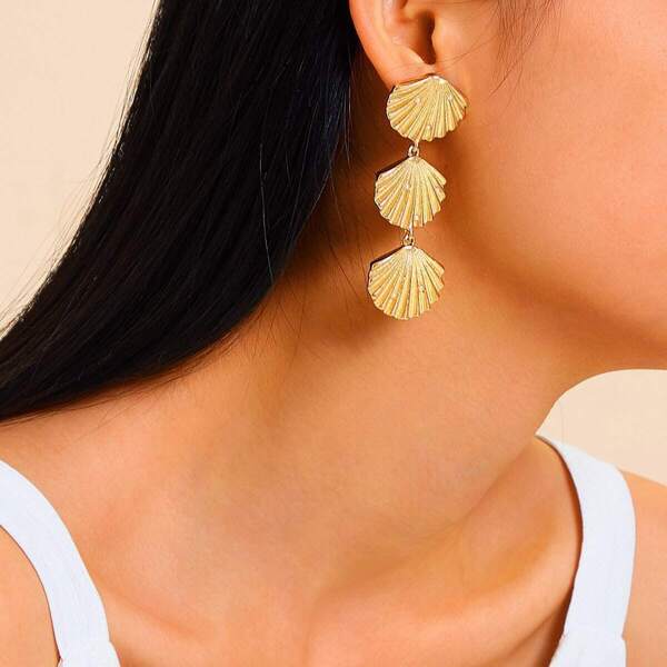 

Shell Design Drop Earrings 1pair