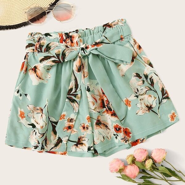 

Plus Floral Print Self Tie Shorts