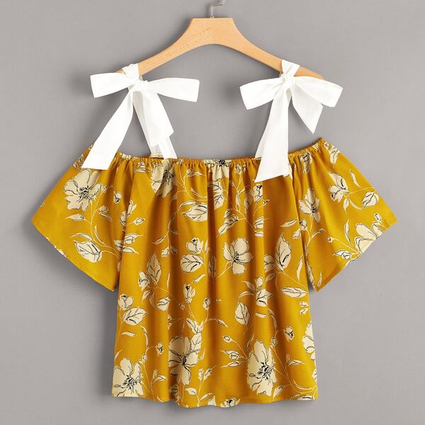 

Plus Plant Print Knotted Strap Top