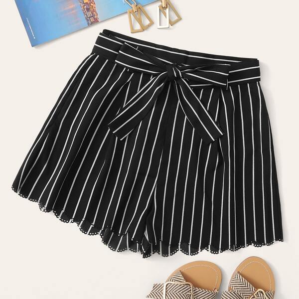 

Striped Scallop Trim Belted Shorts