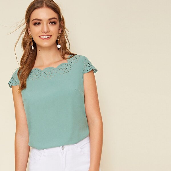 

Scallop Trim Laser Cut Top
