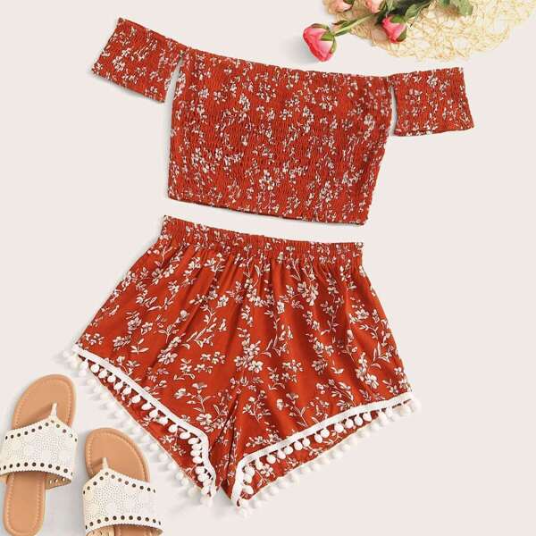 

Ditsy Floral Shirred Off Shoulder Top With Pom Pom Hem Shorts
