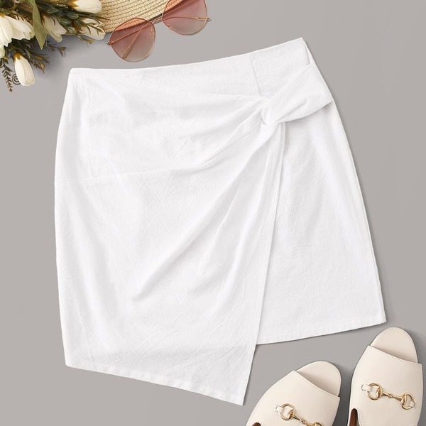 

Solid Twist Zip Back Skirt