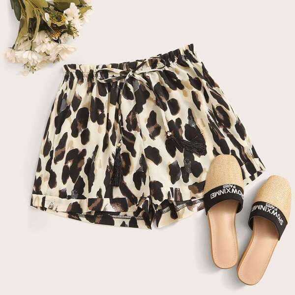 

Leopard Drawstring Waist Shorts