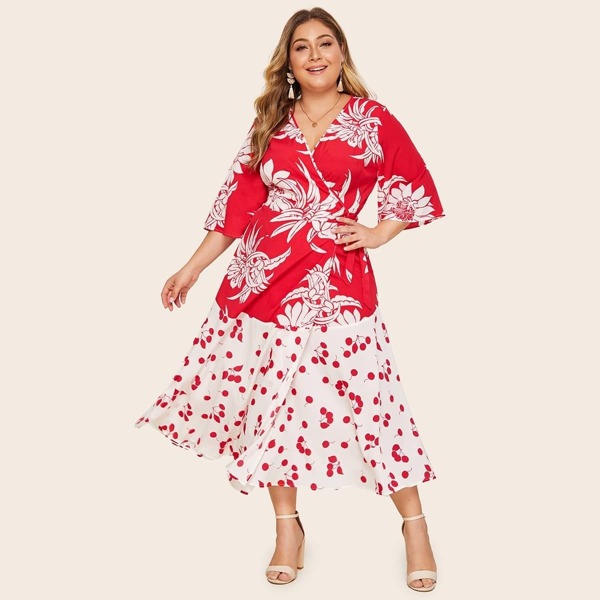 

Plus Surplice Neck Floral Print Knot Dress