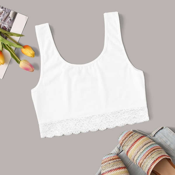

Solid Lace Hem Crop Tank Top