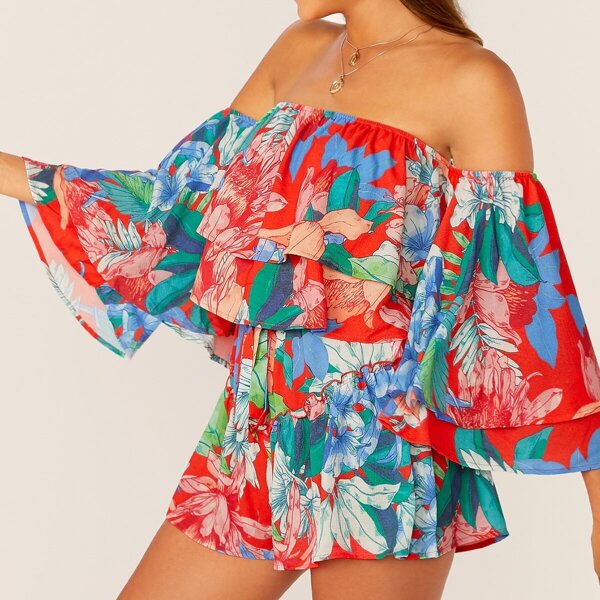 

Layered Ruffle Trim Bardot Top & Knot Shorts Set, Multicolor