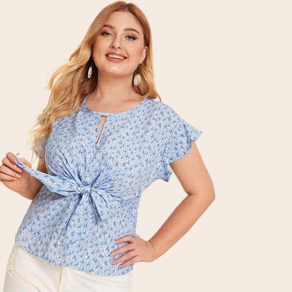 

Plus Ditsy Floral Keyhole Neck Tie Front Blouse