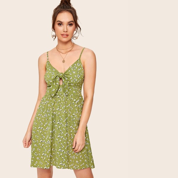 

Ditsy Floral Tie Front Shirred Cami Dress