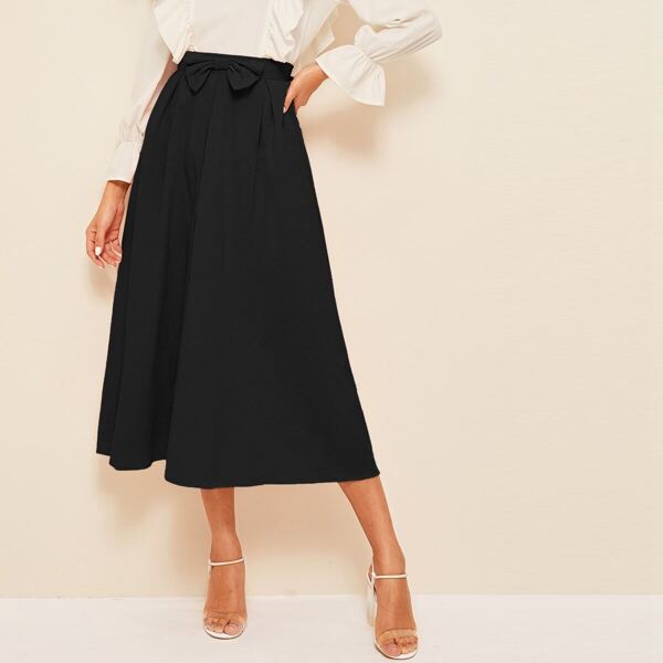 

Bow Front Fit & Flare Skirt, Black