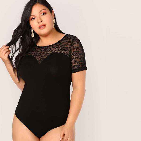

Plus Lace Shoulder Fitted Bodysuit