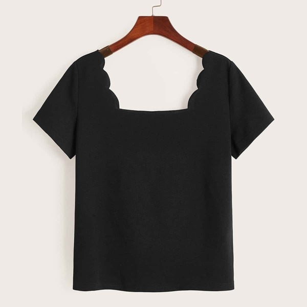 

Solid Scalloped Trim Top