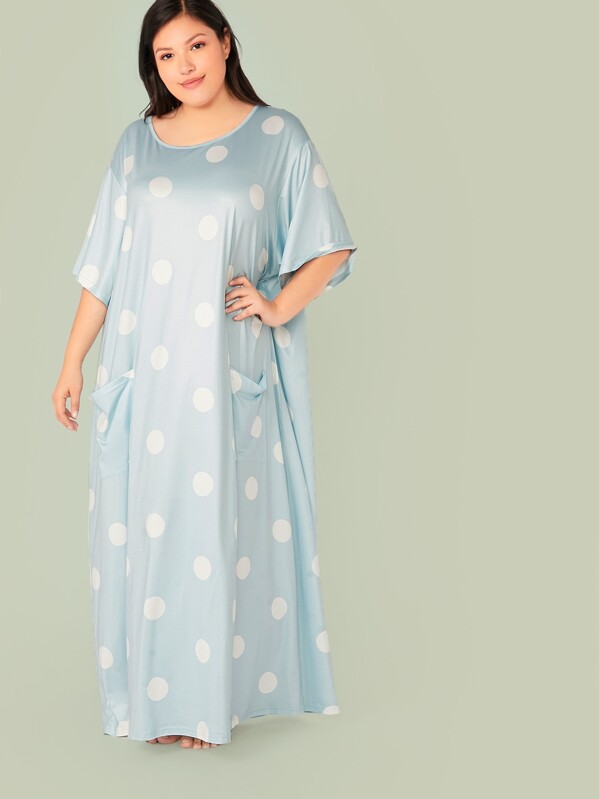 

Plus Pocket Patched Oversize Polka Dot Maxi Night Dress, Blue, Vanessa Romo