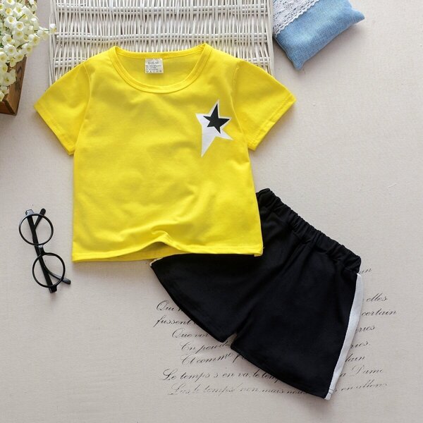 

Toddler Boys Star Print Tee & Contrast Side Shorts