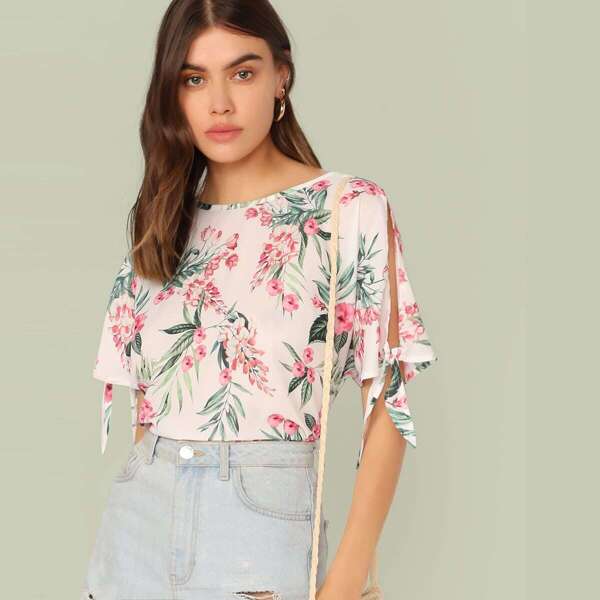 

Split Knot Sleeve Floral Print Top, Multicolor