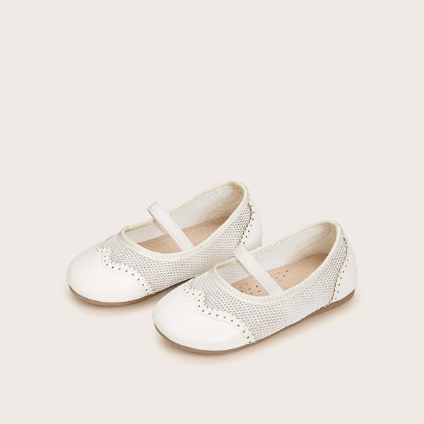 

Baby Girls Wingtip Detail Flats, White